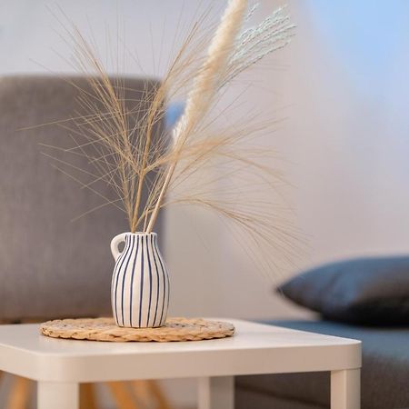 Stay Awesome - Schonfeld Apartment, Netflix Und Kostenloses Parken Kassel Zewnętrze zdjęcie