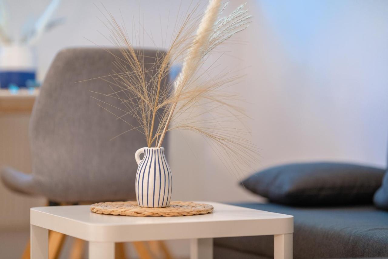 Stay Awesome - Schonfeld Apartment, Netflix Und Kostenloses Parken Kassel Zewnętrze zdjęcie